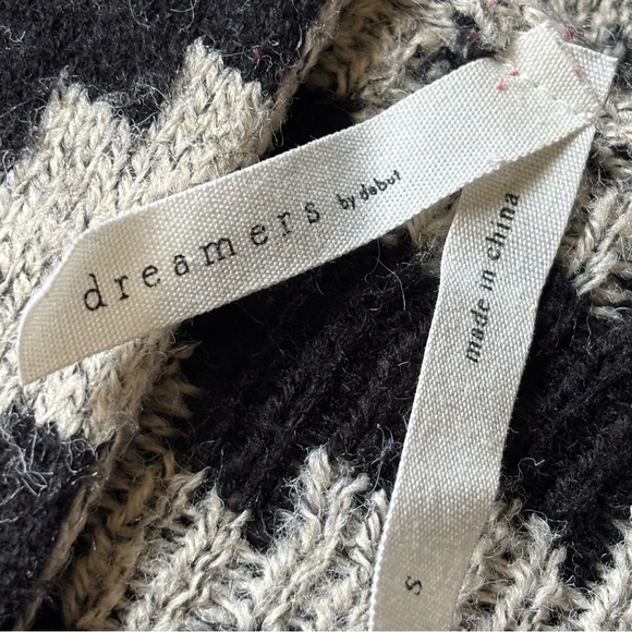 Dreamers Black and Cream Multicolor Chevron Cardigan with Floral Accents Size S - Picture 3 of 14